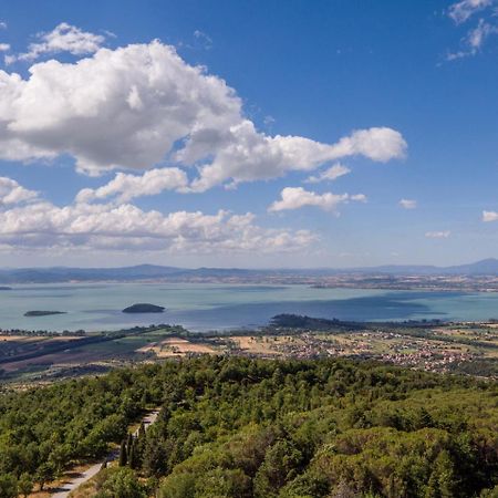 B&B Villa Sensi Tuoro sul Trasimeno Bagian luar foto