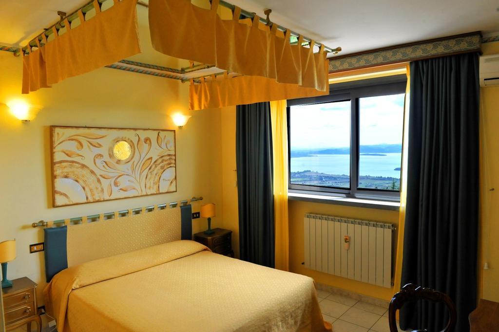 B&B Villa Sensi Tuoro sul Trasimeno Bagian luar foto